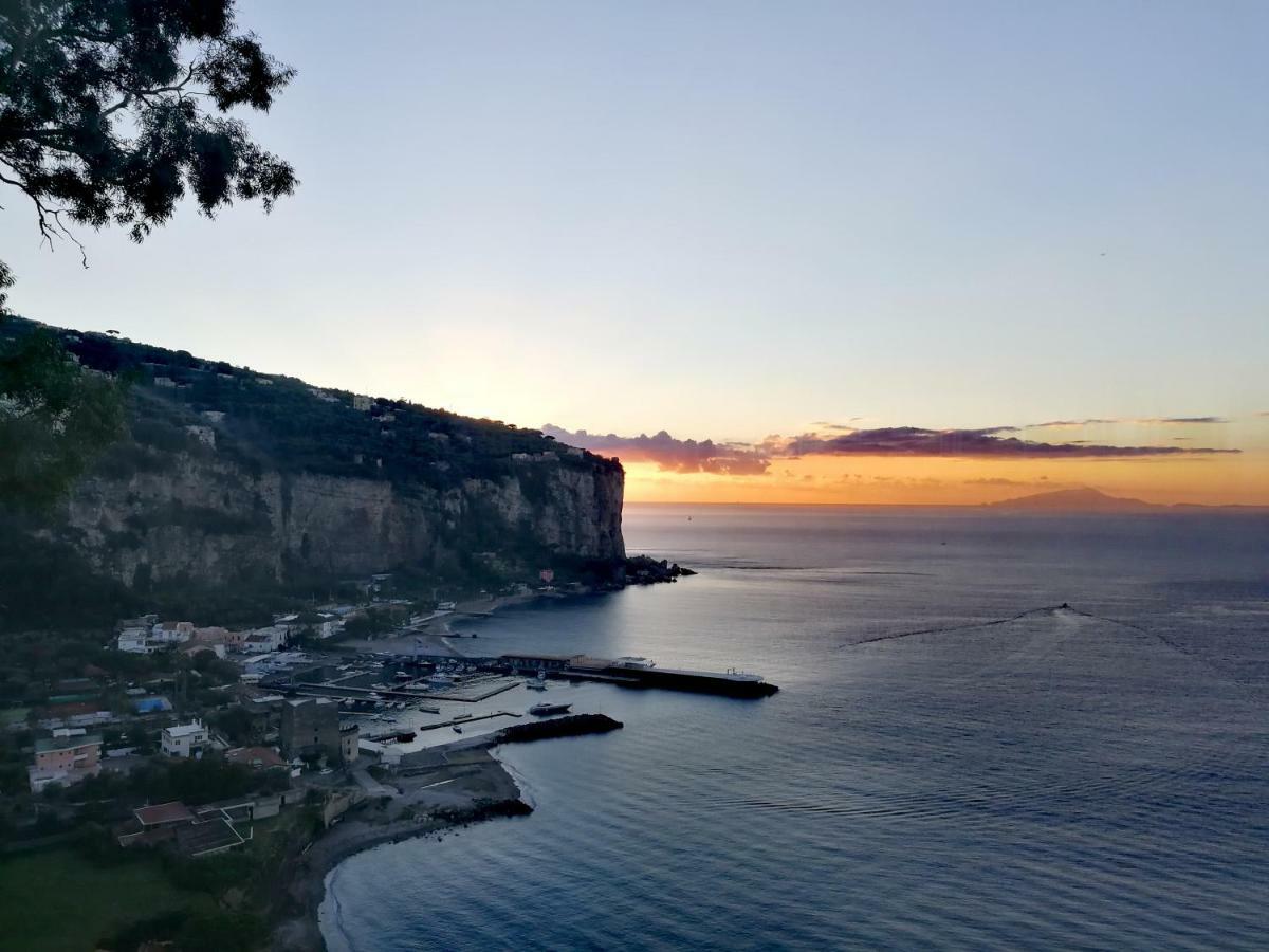 Quintessenza - Sorrento Coast Rentroom Vico Equense Εξωτερικό φωτογραφία